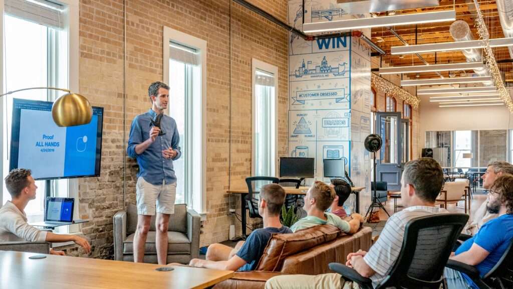 How to Host an Engaging Tech Conferences?